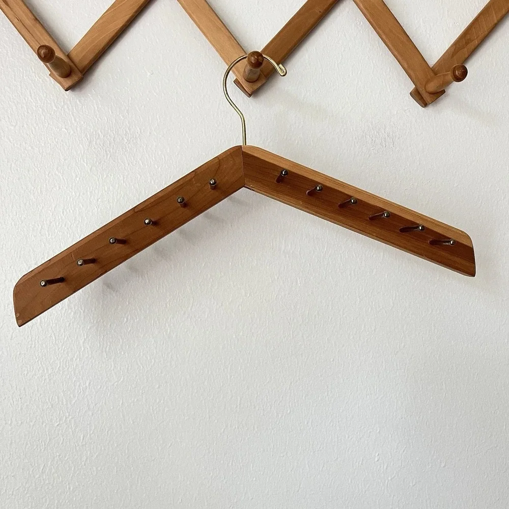 Vtg cedar brass belt tie hanger 24 hooks old school mens closet retro 17